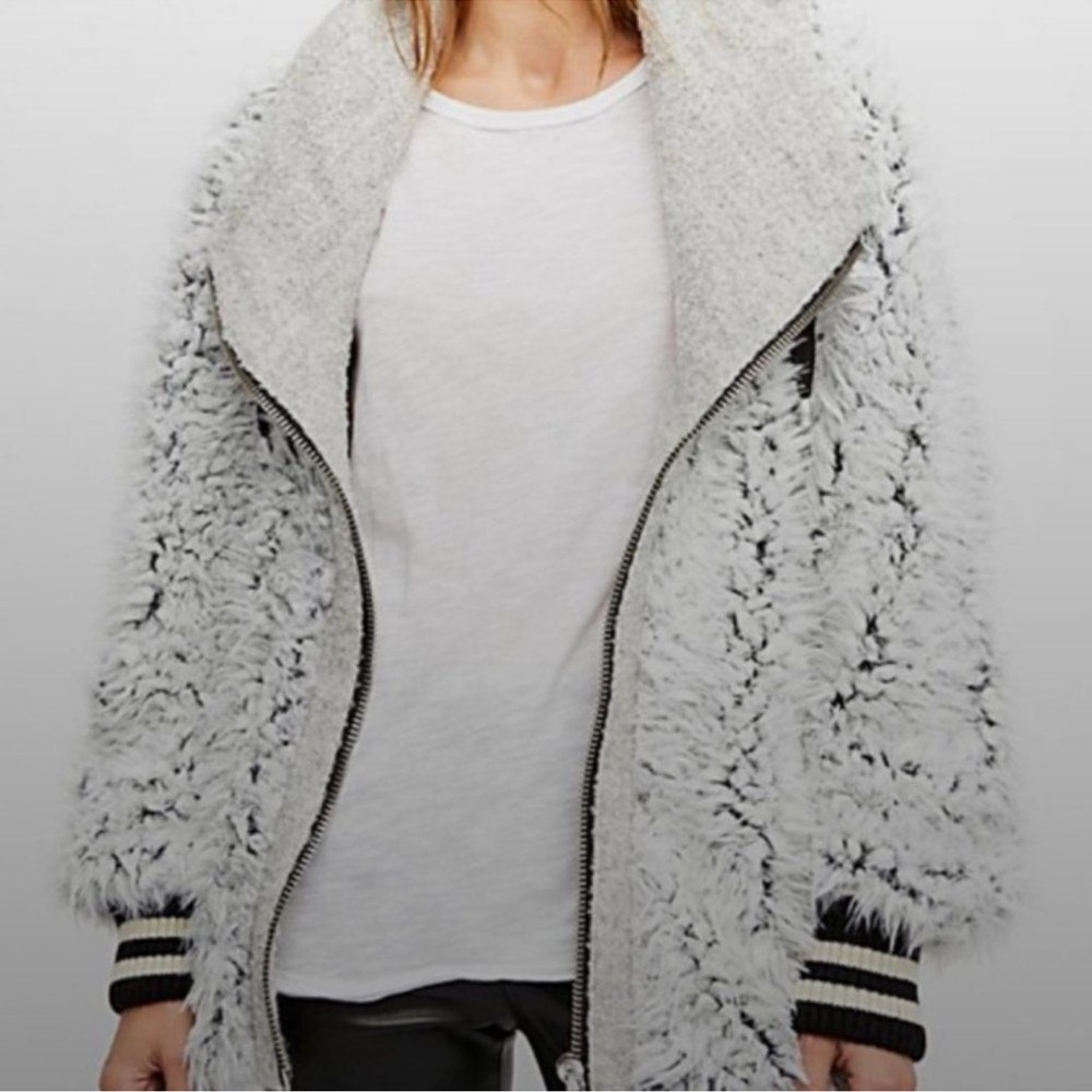 Free People! Fluffy Dolman Jacket Coat! - Picture 6 of 14